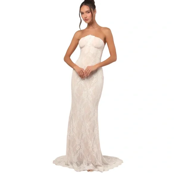 NWT Lulus Valeria White Lace Strapless Bustier Maxi Dress